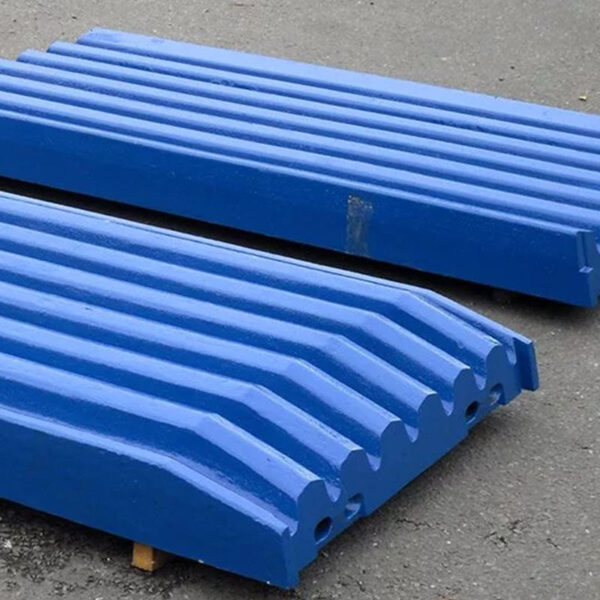 Tấm lót máy nghiền hàm ZGMn13Cr2/ ZGMn18Cr2/ ZGMn22Cr2 chất lượng tốt nhất/ Tấm chuyển hướng/ Tấm hàm